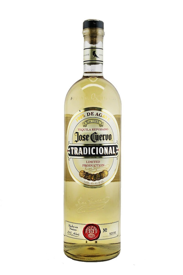 JOSE CUERVO TEQUILA TRAD 695ML